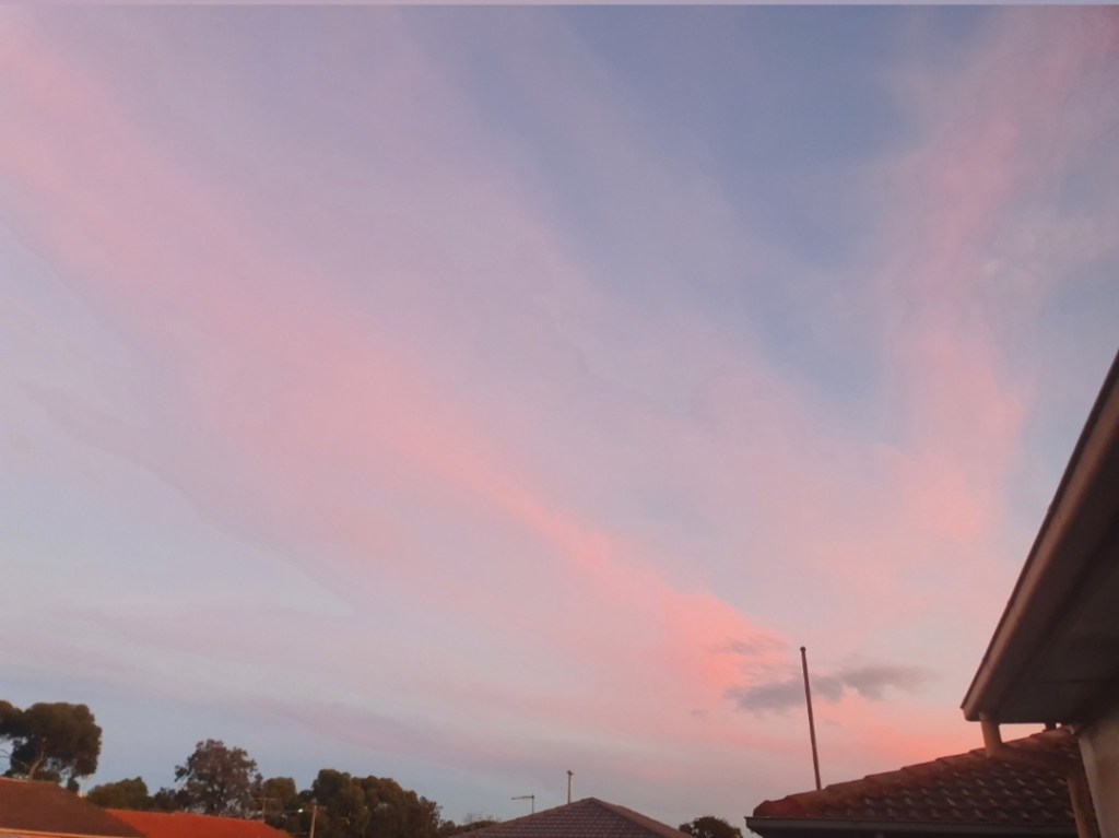 The sky has turned a pretty pink.. I needed to see this .. thank you Universe&nbsp;♡