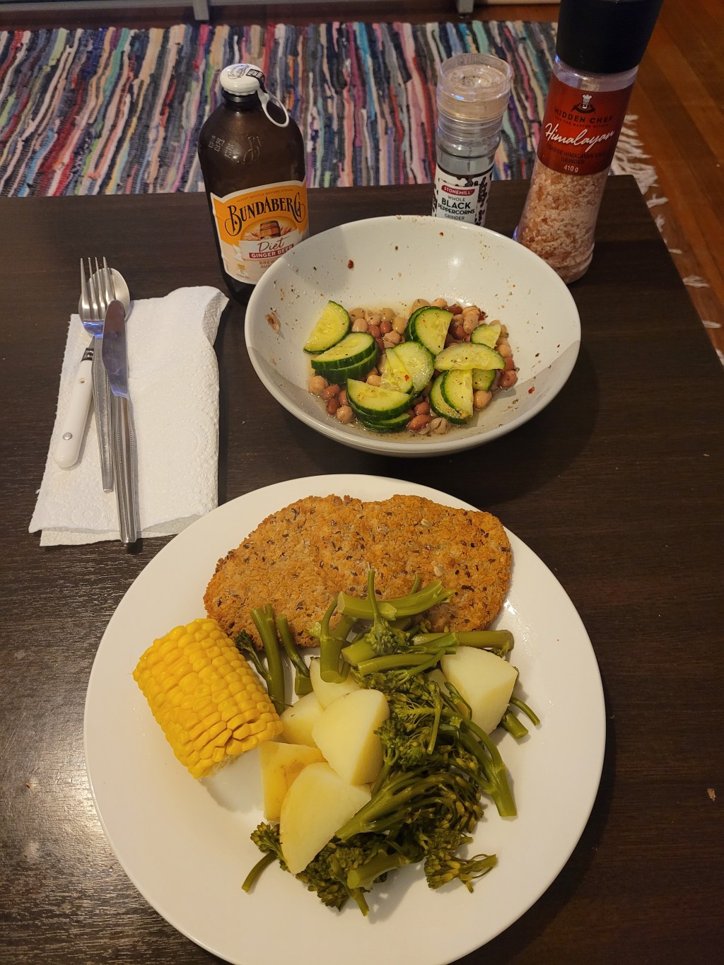 Very happy with this completely vegan dinner I managed to put together quite easily considering how exhausted I have been all day.. โบ