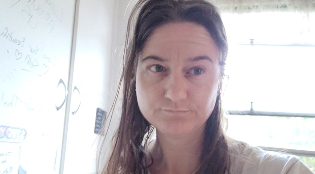 Day 54: 21st February 2022 – I just woke up at 12.50pm. I’ve given myself a date to stop vaping weed&nbsp;😬😅