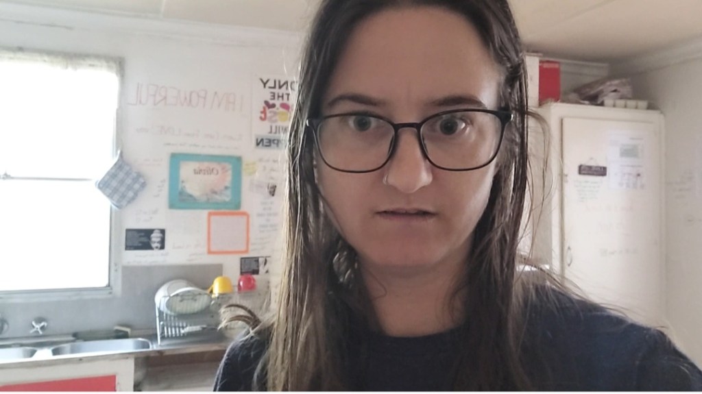 Day 54: 21st February 2022 – Part 2 – OMG there was just a fully packed ice pipe on my kitchen table&nbsp;😱