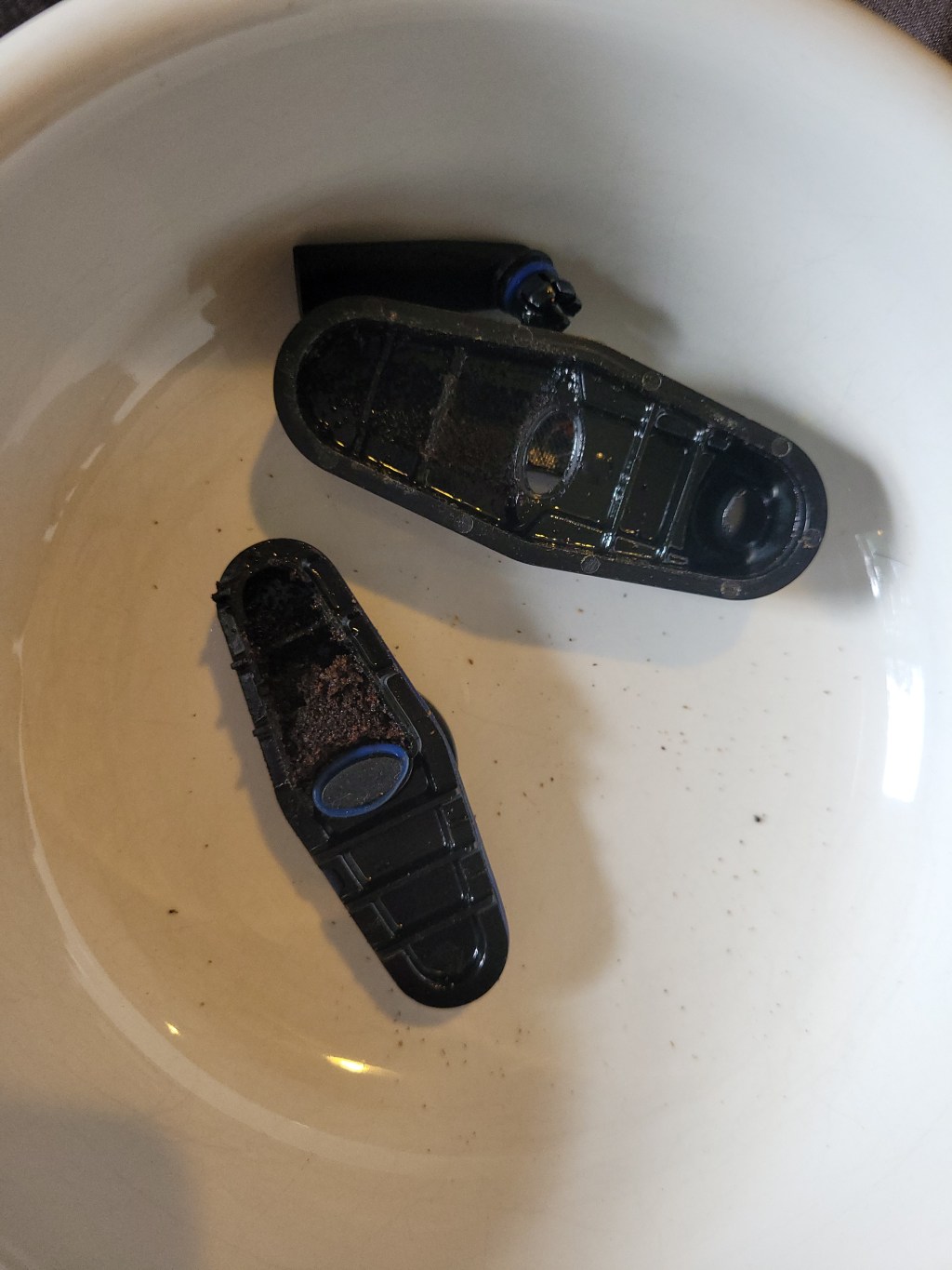 No wonder it hasn’t been working well&nbsp;🤦‍♀️😅