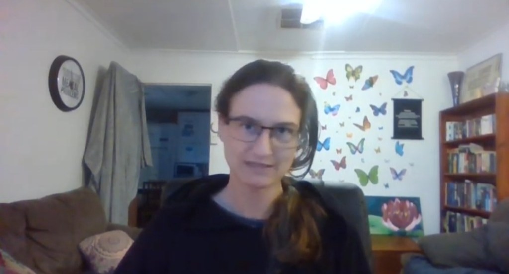 Day 240: 26th August 2022 | With a little help I was up at 6&nbsp;am!😁